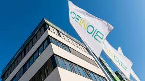 Machen es merkel und biden wie biontech und pfizer? Biontech Aktie Impfstoff Ist Gefragt Jetzt Noch Einsteigen Computer Bild