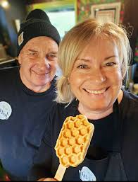 Last week, I was touched by a heartwarming visit from a DHS friend Lori  Mynear Holliday & her husband Ron Holliday. You both are unbelievably kind  to make time to visit me