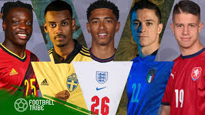 天野純 三好康児 シュミット 鈴木優磨 中村敬斗 前田大然 食野亮太郎 小池龍太 北川航也 2020冬 松原后 2020夏 橋本拳人 遠藤渓太 藤本寛也 鈴木武蔵 室屋成 2021冬 斉藤光毅 齊藤未月 鈴木冬一 守田英正 中村. ãƒ¦ãƒ¼ãƒ­2020ã«å‡ºå ´ã® æ³¨ç›®ã™ã¹ãè‹¥æ‰‹ä»£è¡¨ã‚µãƒƒã‚«ãƒ¼é¸æ‰‹10é¸ Football Tribe Japan