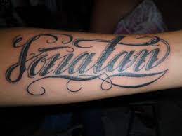 Tatuajeconnombrebrazo7 Tatuajes Para Hombres