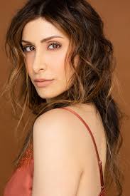 Kayla Barr's Instagram, Twitter & Facebook