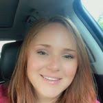 Lori Schreck's Instagram, Twitter & Facebook