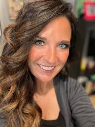 Request for lip and gum photo edit