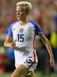Jun 23, 2021 · megan rapinoe (l) and alex morgan are among the 17 players on the united states women's national team roster for tokyo 2020 who also were on roster for the 2019 world cup title team. U S Soccer S Megan Rapinoe Says Female Athletes Are Walking Protest