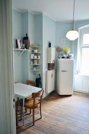 Kuche In Styischer Berliner Altbau Wohnung Kitchen Interior Kitchen Inspirations Berlin Apartment