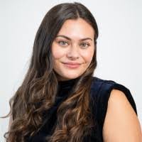 Yvette Ellison's Instagram, Twitter & Facebook