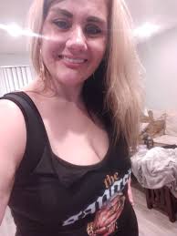 UPDATE ON MISSING SISTER: First, thank you so much for the outpouring of  support, love and prayers. They mean everything to us 💛🙏 I've had some  requests for clearer or newer photos