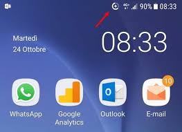 Questo termine è ormai entrato nella quotidianità di moltissime persone ma non tutti sanno che si tratta grazie alla connessione lte è possibile raggiungere delle velocità davvero alte sia in download che in upload. Il Significato Dei Simboli Di Connettivita Sugli Smartphone G E H H 4g Lte Lte Informarea