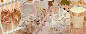 Pour que la déco du mariage soit impeccable, il faut que l'élément central, les tables, soit à la pour cela, accordez votre confiance à jour de fête, une boutique de déco de mariage de référence. Magasin De Decoration De Mariage Decoration De Communion Bapteme Articles De Fete Deco De Fete