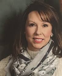 Sarah Qualey's Instagram, Twitter & Facebook