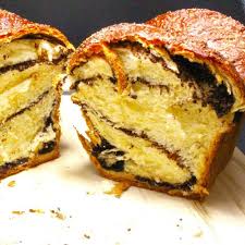 Lăsăm cozonacii la temperatura camerei să crească încă o ora. Cozonac Pufos Reteta Bucatariaioanei Ro