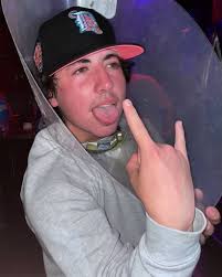 Heyyy whats up! My name is Ben Van Patten or BVP, from way out at  Bainbridge Island WA! I am fully committed to Penn State as an Earth  Science and Policy major.