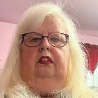 Deborah Mcdermott's Instagram, Twitter & Facebook