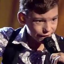 Adrián y Pablo López llenan de magia la 'Navidad gigante' de Telecinco