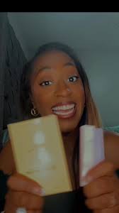 Jackie Aina Unboxing