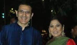 Maybe you would like to learn more about one of these? Archana Puran Singh S Husband Parmeet Sethi Gangs Up With Her Mom To Pull Her Leg Calls Her Defective Hindustan Times