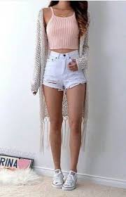 27 Cool Jeans Short Outfits For This Summer