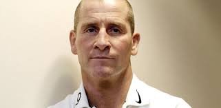 Lancaster leaves options open