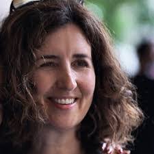 Jennifer Poole's Instagram, Twitter & Facebook