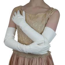 Pin By Traecy Berryman On M Wardrobe 1 Leather Gloves White Leather Gloves Fashion