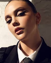 MONCAN' New work for @moncan.es Photo @peroespera Photo assistant  @jan00000011 Creative direction & set desingn @cocofernandezstudio Stylist  @nataliameri Model @pilarlavado Muah @makeupxandrea Project of @muuyricorico