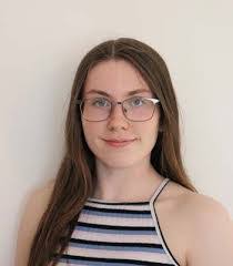 Daniela Farmer's Instagram, Twitter & Facebook