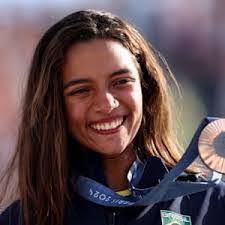 Kaelyn Gleason's Instagram, Twitter & Facebook