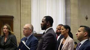 The singer reportedly bribed an illinois official to get a fake id to marry teenage singer aaliyah. R Kelly The History Of Allegations Against Him Bbc News