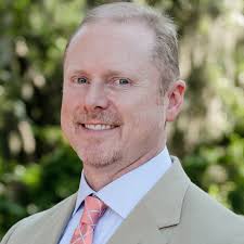 Daniel Strecker's Instagram, Twitter & Facebook