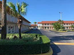 Fairway inn 100 se 1st ave florida city fl 33034. Hotel Fairway Inn Florida City Homestead Everglades Homestead Florida City Miami Fl Hotelopia