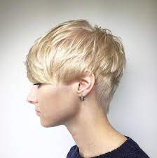 Our collection of hot hairstyles for thin hair covers all occasions, from thinning hair on the crown to specific problems of afro american girls. 50 Best Trendy Short Hairstyles For Fine Hair Hair Adviser