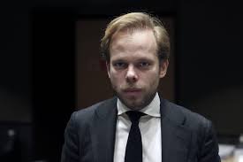 T'inquiète, on va te régler» : Charles Alloncle dénonce les menaces d'un  élu MoDem en pleine commission http://ow.ly/bnZv106v6a7