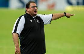 Neste canal, pretendo ajudar o máximo de profissionais de beleza que estejam à procura de aperfeiçoamento técnico em corte feminino. Guto Ferreira Confia Em Seus Assistentes Na Sua Suspensao