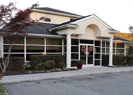 Davis ii offers family ophthalmology services to eye care patients in pulaski and galax, va, & the entire new river valley area, including laser surgery, cataract surgery, glaucoma treatments, diabetic eye condition care, lens implants, & other family eye care services: Eye Doctors Near You Our Locations Vistar Eye Center