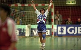 Kjersti grini is known for her work on mesternes mester (2009), heltenes kamp (2015) and golden goal (2006). Na Spiller Kjersti Grini 41 Handball Igjen Vg