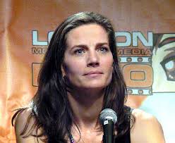 Terry Farrell (actress)