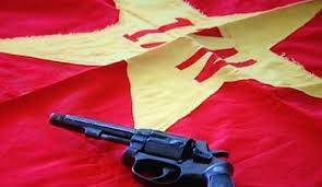 Έχω σπουδάσει ιστορία και διεθνείς σχέσεις στο πανεπιστήμιο brown στις… Paylos Mpakogiannhs San Shmera Epese Nekros Apo Tis Sfaires Ths 17 Noembrh Pagenews Gr