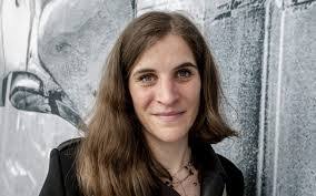 Alexandra Muller's Instagram, Twitter & Facebook