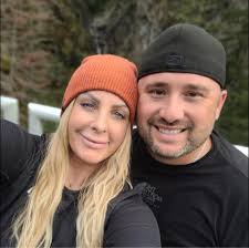 Ken Griffey Jr. The sweetest swing ever. The backwards hat. The Kid.  Absolutely perfect photo 😍
