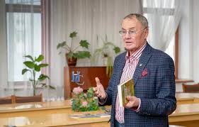 Умер известный украинский писатель и шевченковский лауреат владимир яворивский. Qpnmkvn6z2wzfm