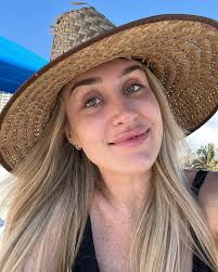 Jenna Hocking (@jennahocking) • Instagram photos and videos