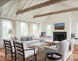 Chantilly lace is the cleanest white color in the universe because it has no warm or cool undertones. The Best White Benjamin Moore Paint Colors The Honeycomb Home