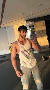 Uzair Ahmed 🇨🇦🇵🇰 (@uzair_cute)  X