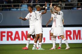 فرض جيرارد باتيكل، مدرب فريق أنجيه الفرنسي، تدريبات من نوع خاص على لاعبيه، استعدادا للموسم الجديد. Vktt0vsgccbu1m