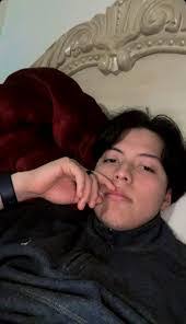 Misael Najera's Instagram, Twitter & Facebook