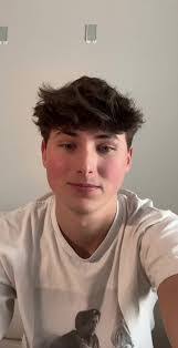 Devonte Reed's Instagram, Twitter & Facebook