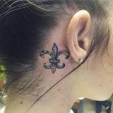 The earlobes and the area behind the ears are considered as one of the most sensitive parts of the human body, and this imparts a sensuous value to these tattoos, which are loved by all ages men, women, girls and guys. 150 Behind The Ear Tattoos That Will Blow Your Mind Wild Tattoo Art