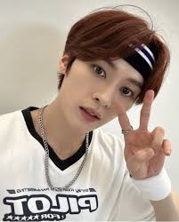 230703 realstraykids- ¡Lo pasé genial en la reunión de fans! ¡¡¡Me lo pasé  bien!!! #LeeKnowIsCute #quédate : r/straykids