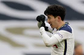 South korean football player heung min son has impressed the world many times. Son Heung Min Semringah Tottenham Kembali Kalahkan Lawan