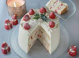 This beautiful japanese cake featuresstrawberries in fluffy whipped cream, all surrounded by a light, airy sponge. 12 Gorgeous Christmas Cake Decorating Ideas